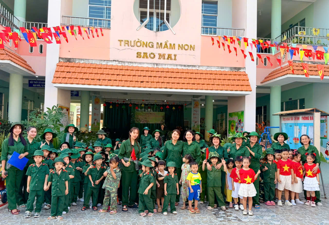 Hoạt động một ngày làm chú bộ đội